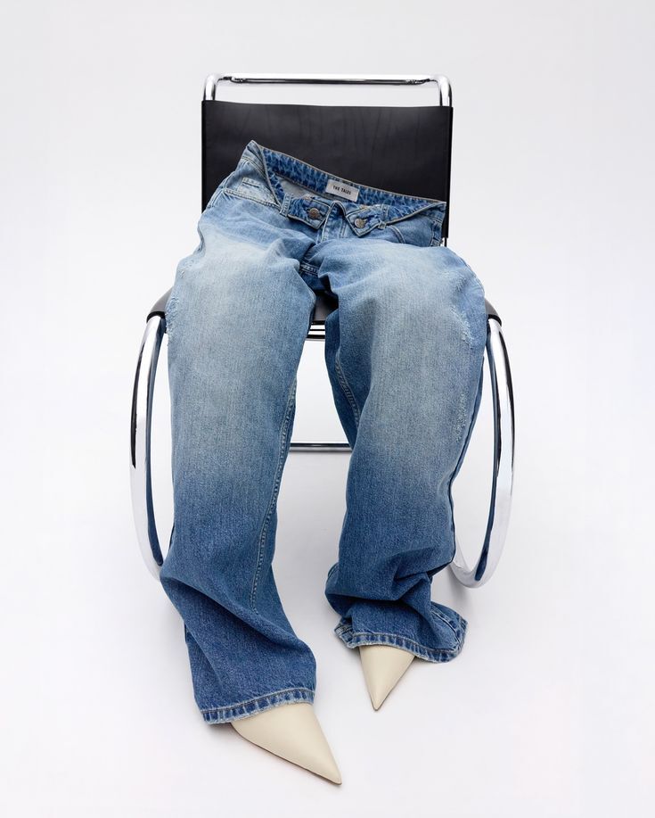 چگونه بهترین شلوار جین زنانه را متناسب با فرم بدن‌تان پیدا کنید؟