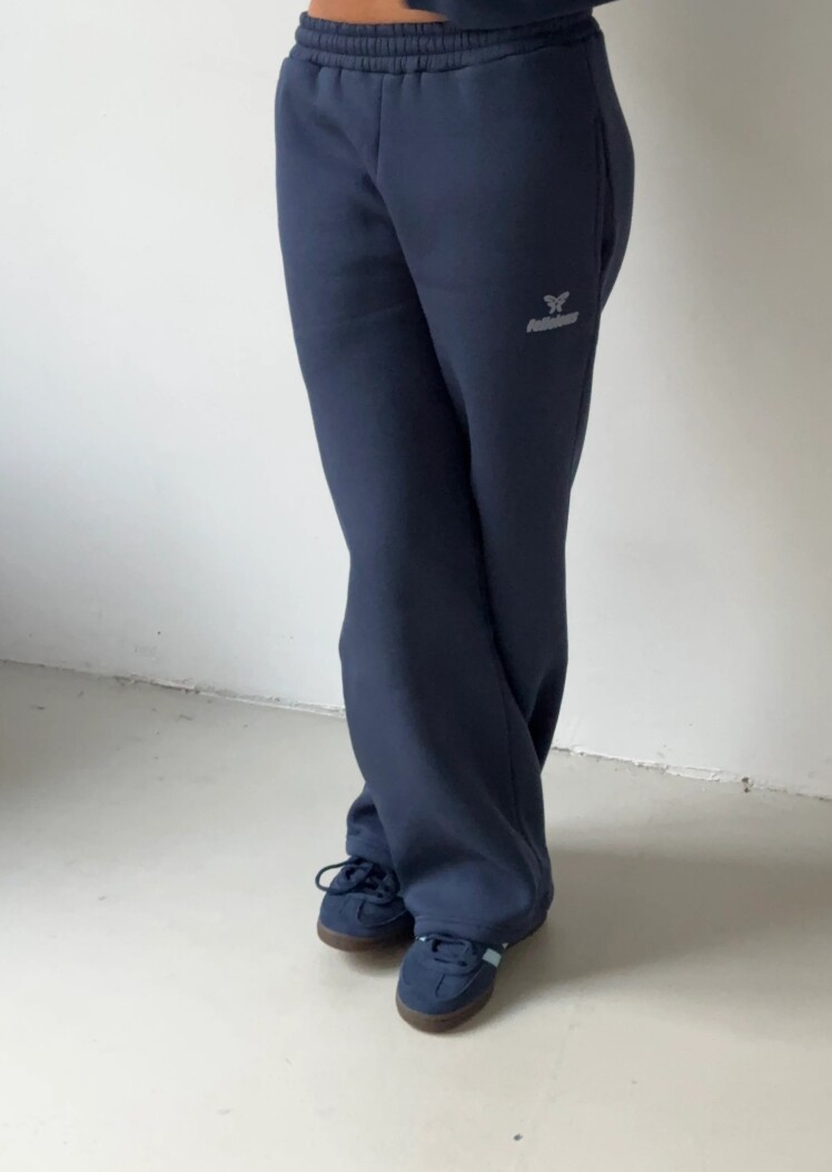 شلوار اسلش زنانه واید لگ سرمه‌ای برند فلیشس felicious | بادابینگ استایل