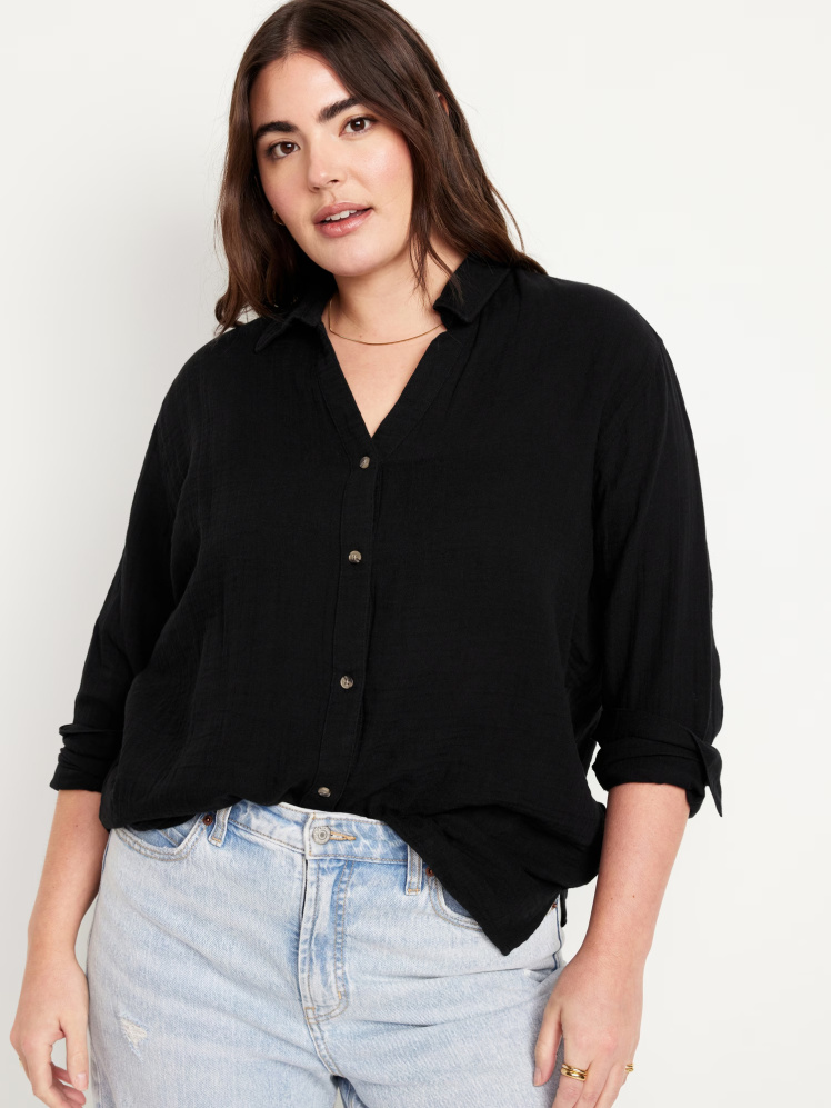 شومیز بوی‌فرند اورسایز زنانه با بافت موج دار مشکی برند الد نیوی Old Navy | بادابینگ استایل