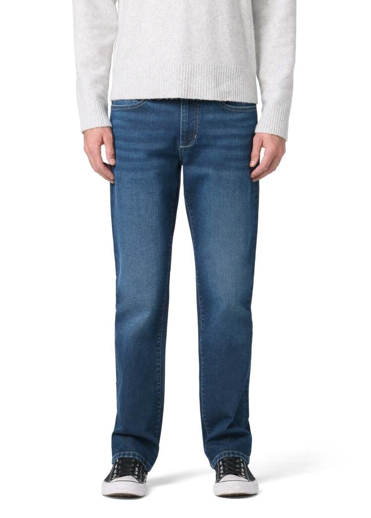 شلوار جین مردانه راسته The Classic آبی متوسط برند Joe’s Jeans | بادابینگ استایل