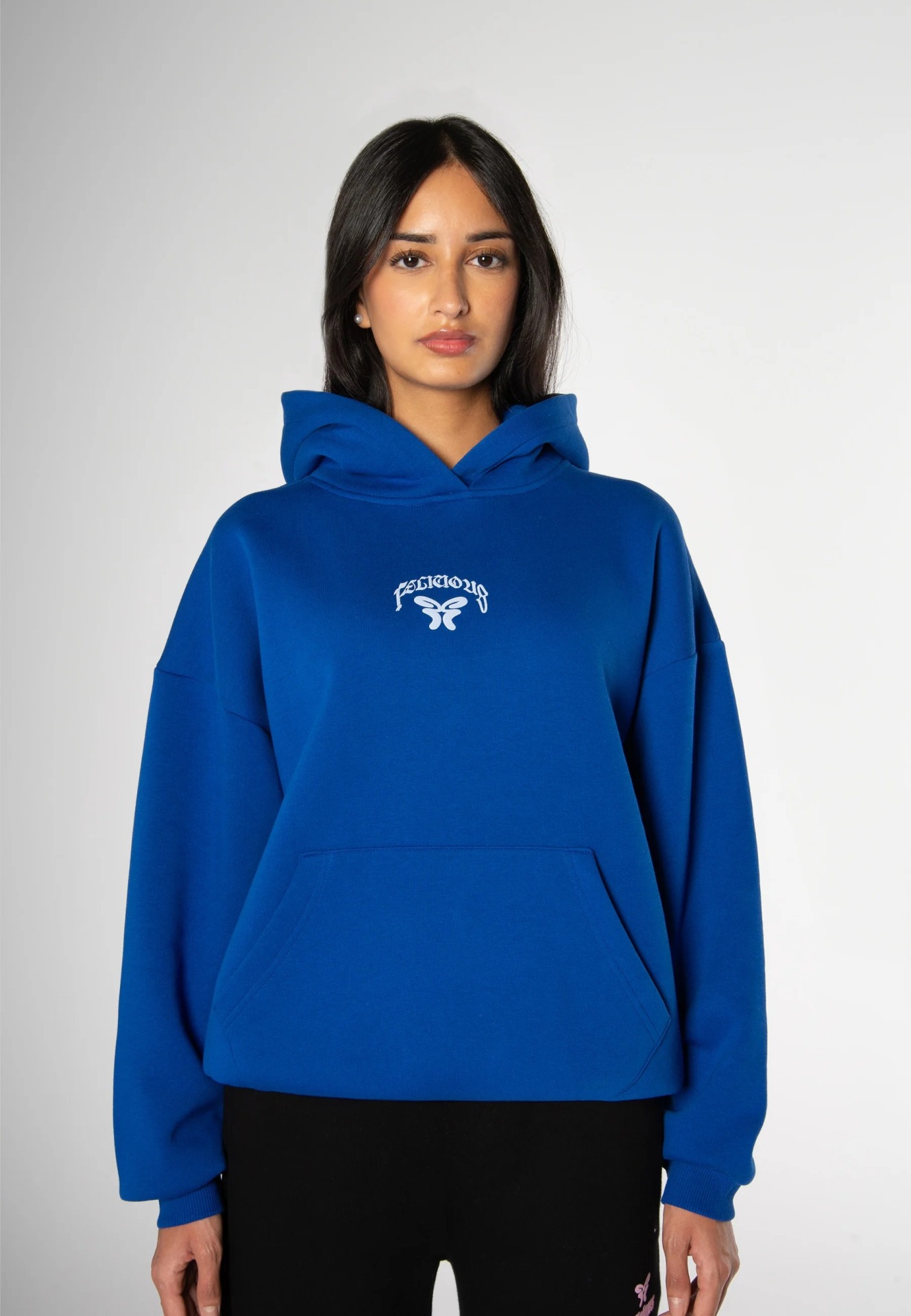  هودی باکسی فیت زنانه طرح دار آبی برند فلیشس felicious | بادابینگ استایل 